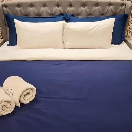 The Moira - Bed And Breakfast-3